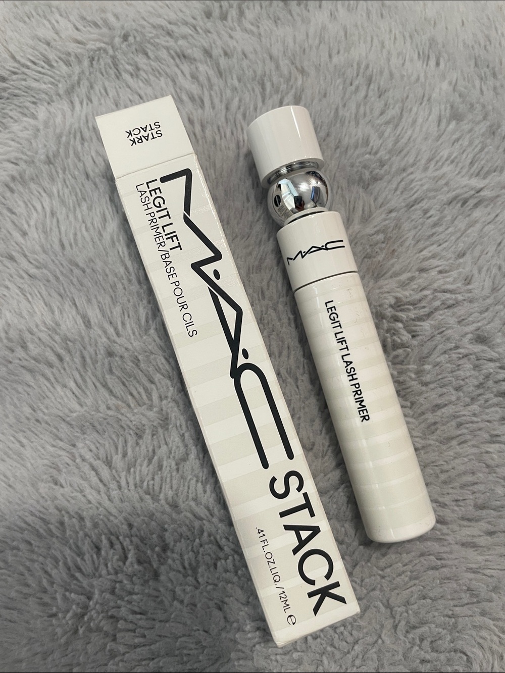 MAC Cosmetics Legit Lift Lash Primer — White